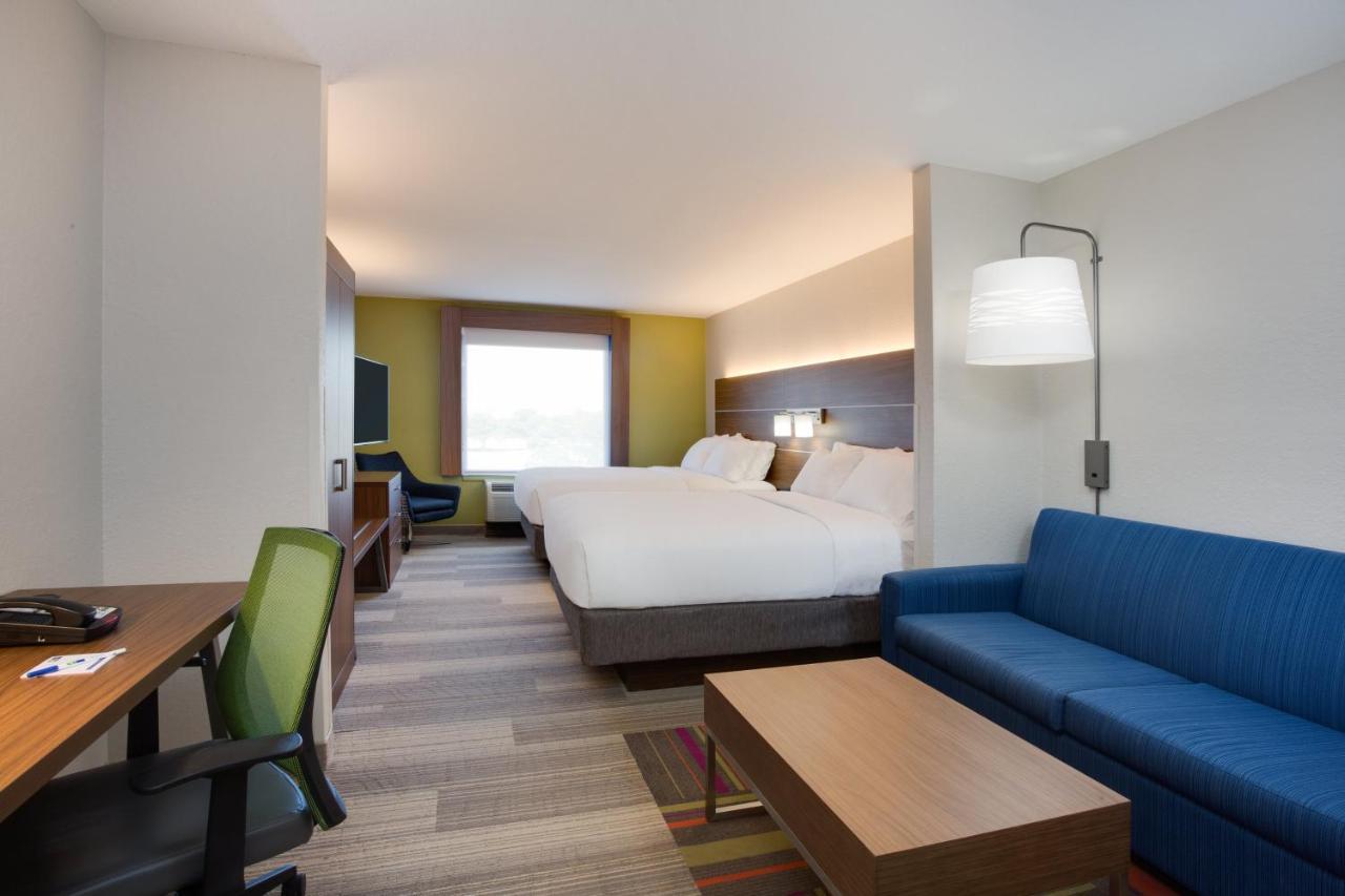 Holiday Inn Express Hotel & Suites Tampa-Fairgrounds-Casino, An Ihg Hotel Habitación foto