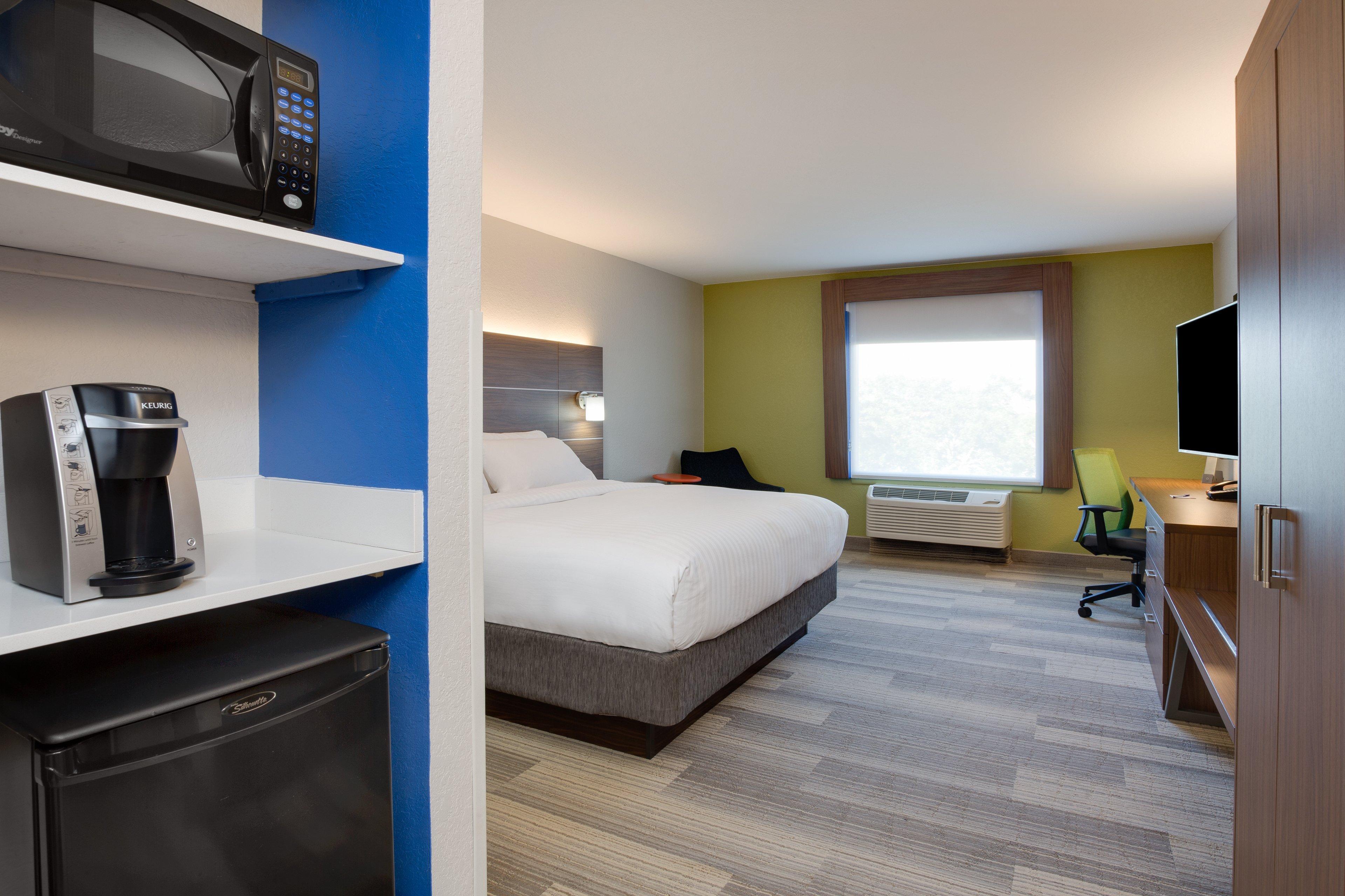 Holiday Inn Express Hotel & Suites Tampa-Fairgrounds-Casino By Ihg Exterior foto