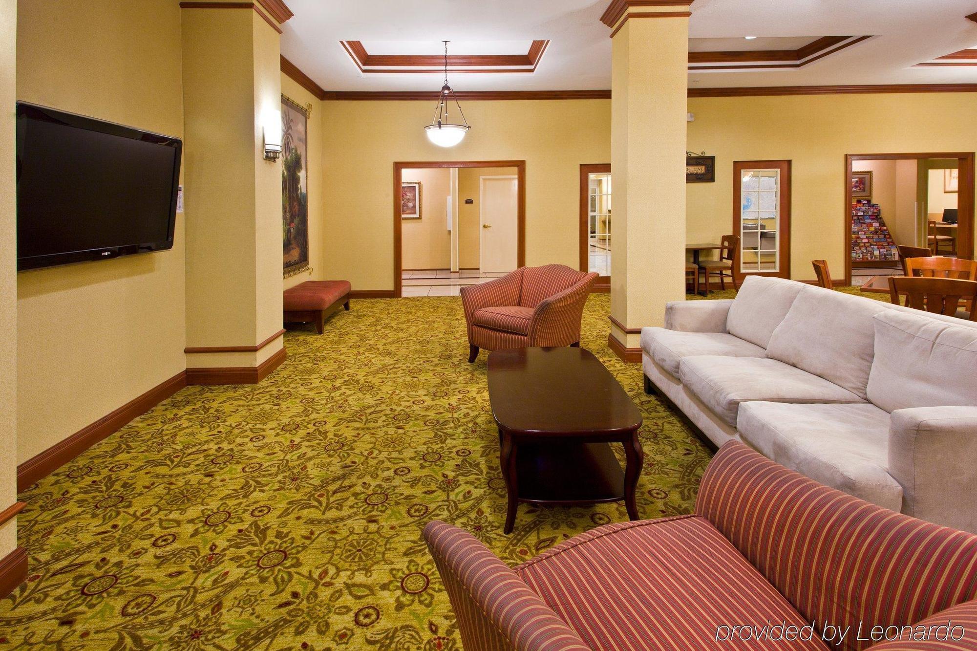 Holiday Inn Express Hotel & Suites Tampa-Fairgrounds-Casino By Ihg Interior foto